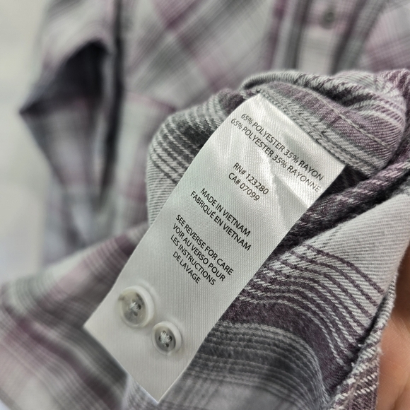 Travis Mathew Shirt Mens Medium Purple Gray Plaid Button Up Lightweight Long - Picture 9 of 14